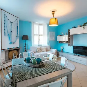 Porto Azzurro Apartament